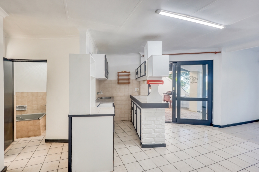 4 Bedroom Property for Sale in Cintsa West Eastern Cape